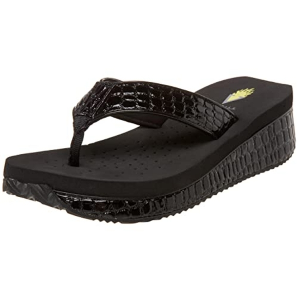 Volatile mini croc black wedge thong sandal size 8